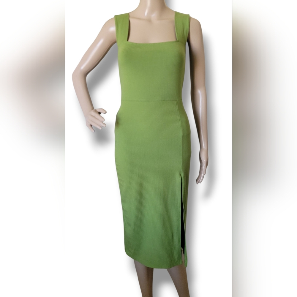 Reformation Cassi Ribbed Stretch Tencel Midi Dress Avocado M 🥑 - Picture 3 of 10